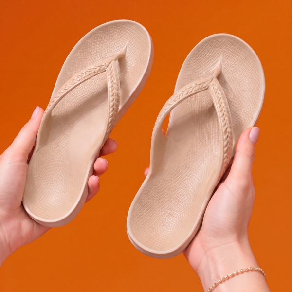 Flip-Flops mit Fußgewölbestütze | STEPARCH